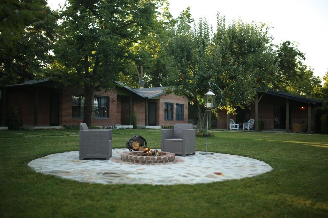 Bed and Breakfast Sapancaminihouse Esterno foto