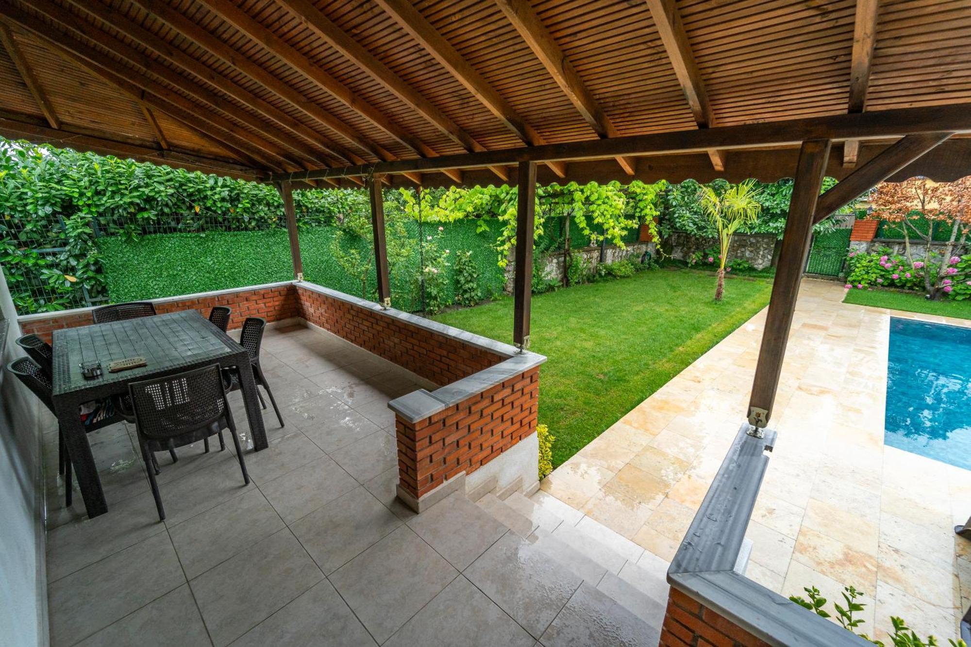 Bed and Breakfast Sapancaminihouse Esterno foto